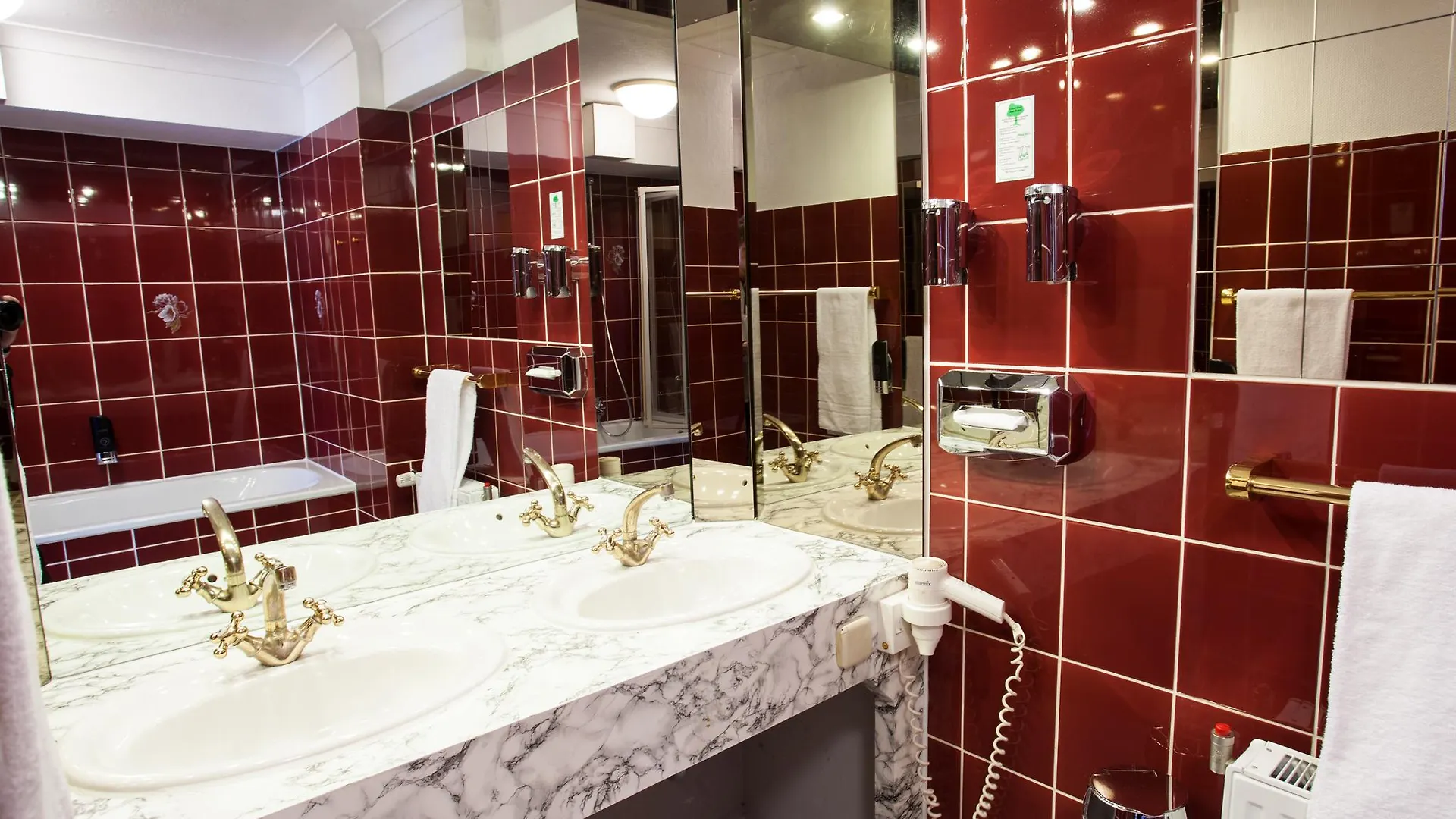 Ina Hotel Royal Cologne Allemagne
