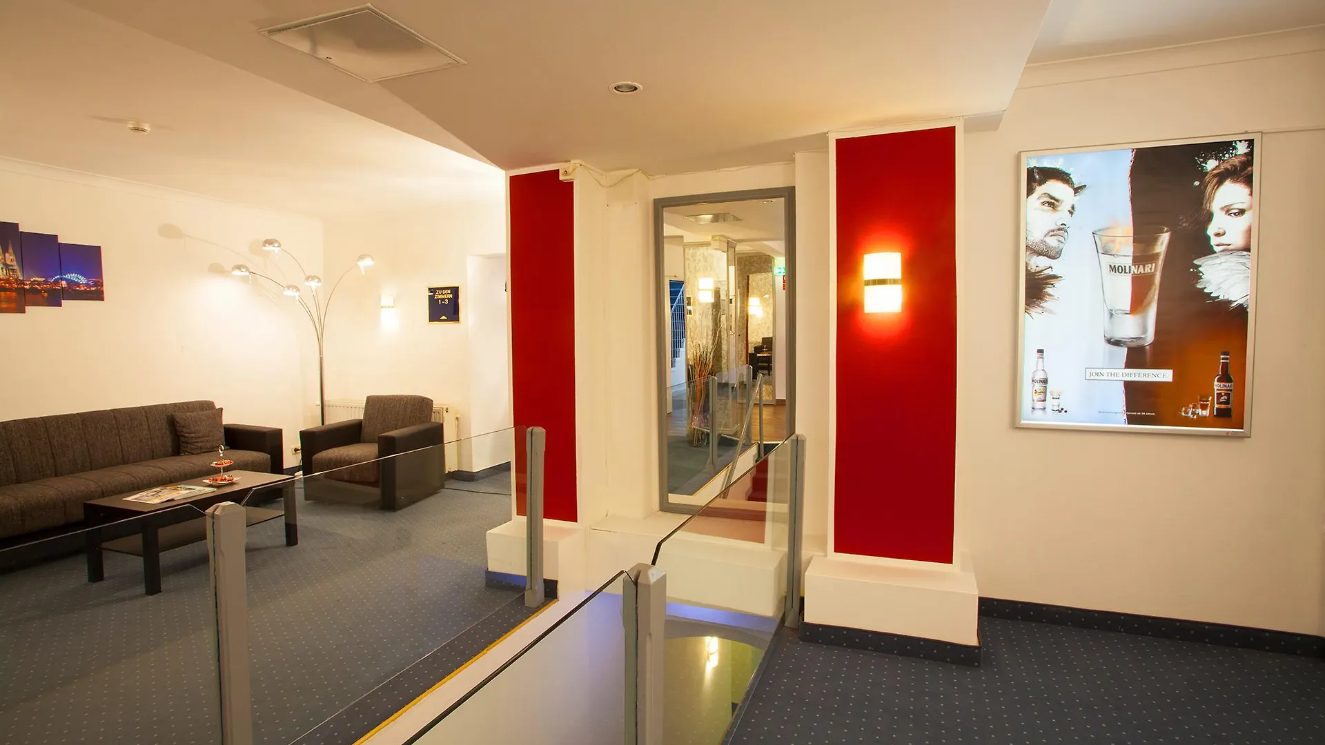 Ina Hotel Royal Cologne 3*,