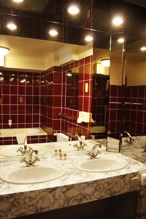 Ina Hotel Royal Cologne