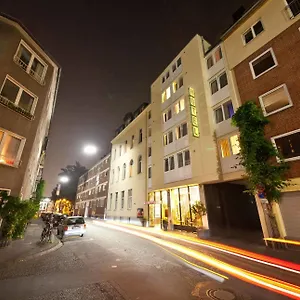 Hotel Leonet, Colónia