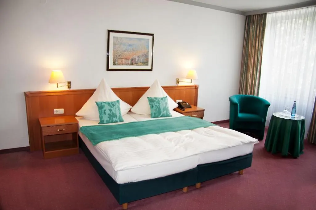 ***  Ina Hotel Royal Colónia Alemanha